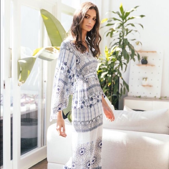 WILD ROMANCE HUSKY PRINT JUMPSUIT JAASE BOUTIQUE - Picture 3 of 8